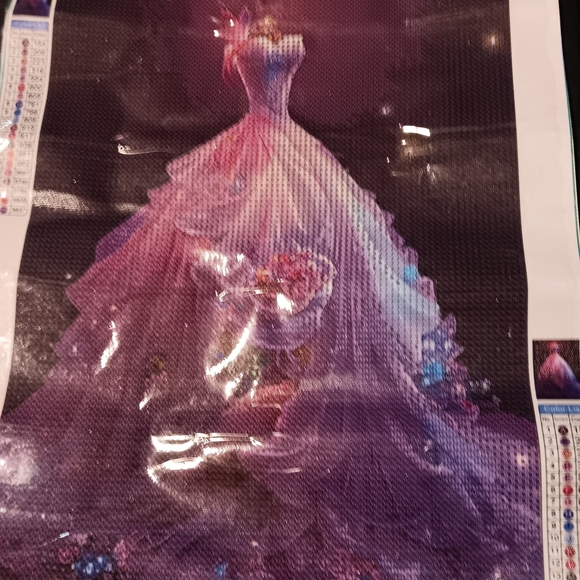 Elegant Purple Ballgown Diamond Art 30x40 - Picture 4 of 6